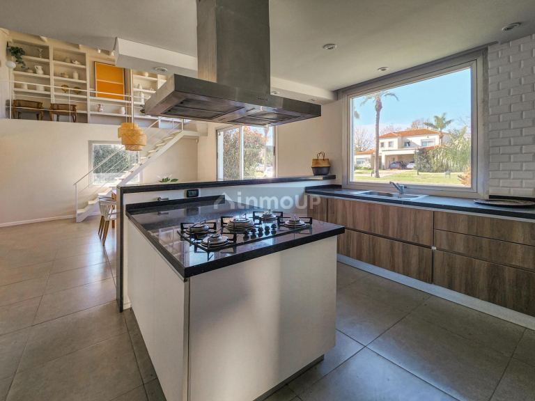 Casa en Venta en Funes, Santa Fe