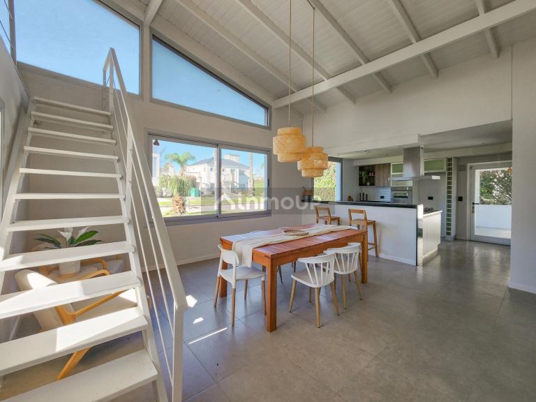 Casa en Venta en Funes, Santa Fe