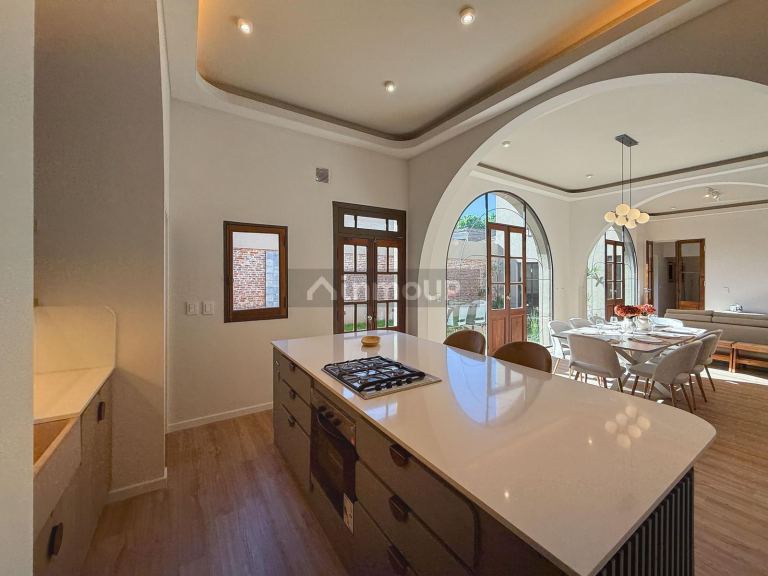 Casa en Venta en Rosario, Santa Fe