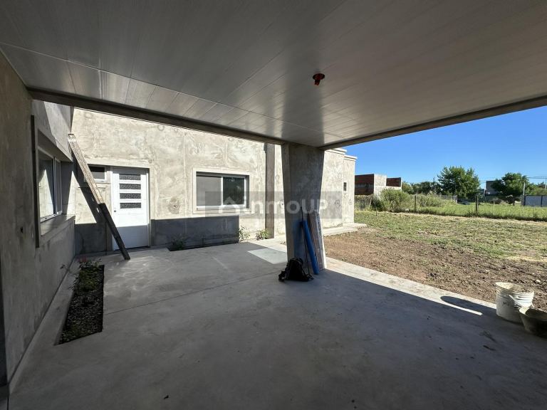 Casa en Venta en Roldán, Santa Fe - USD 173.000 | Inmoup - 24