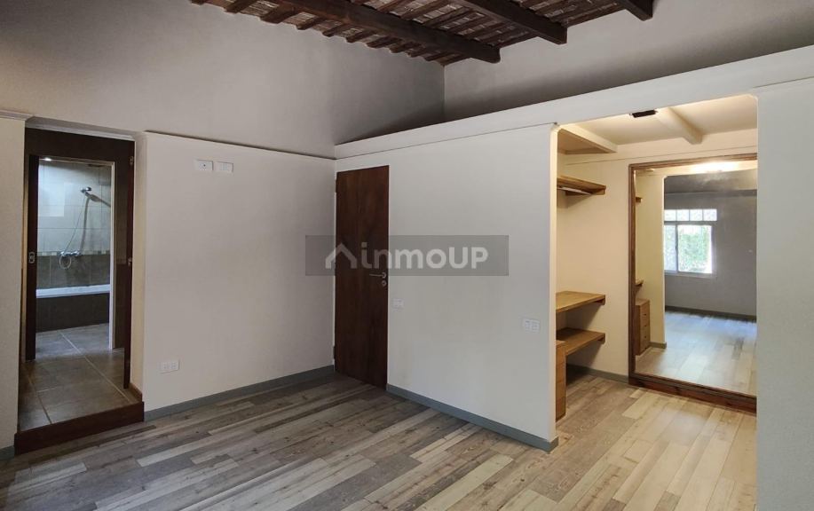 Casa en Venta en Funes, Santa Fe