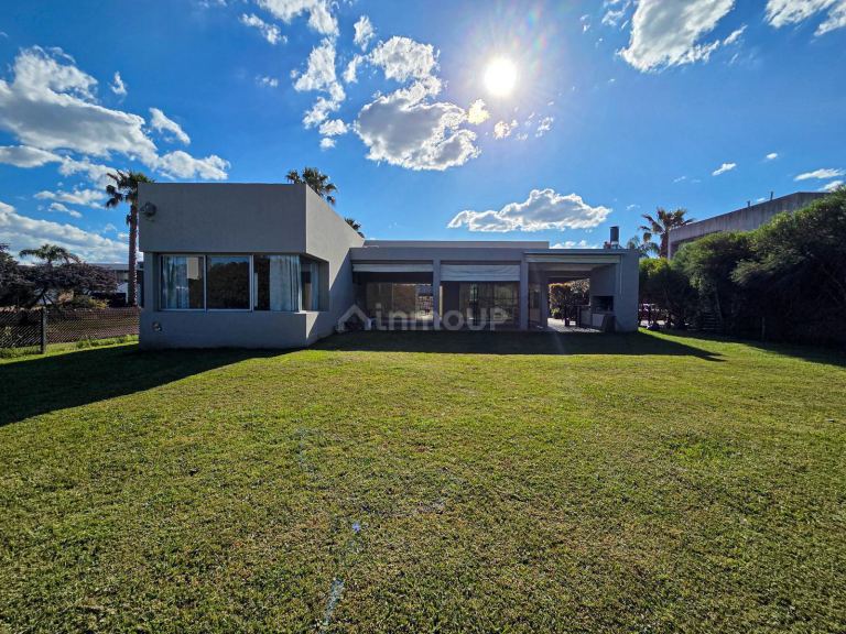 Casa en Venta en Funes, Santa Fe