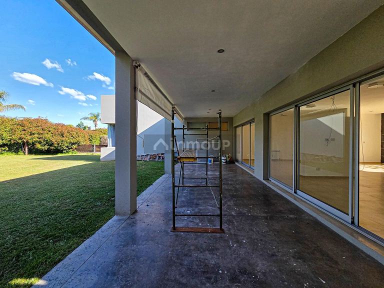 Casa en Venta en Funes, Santa Fe