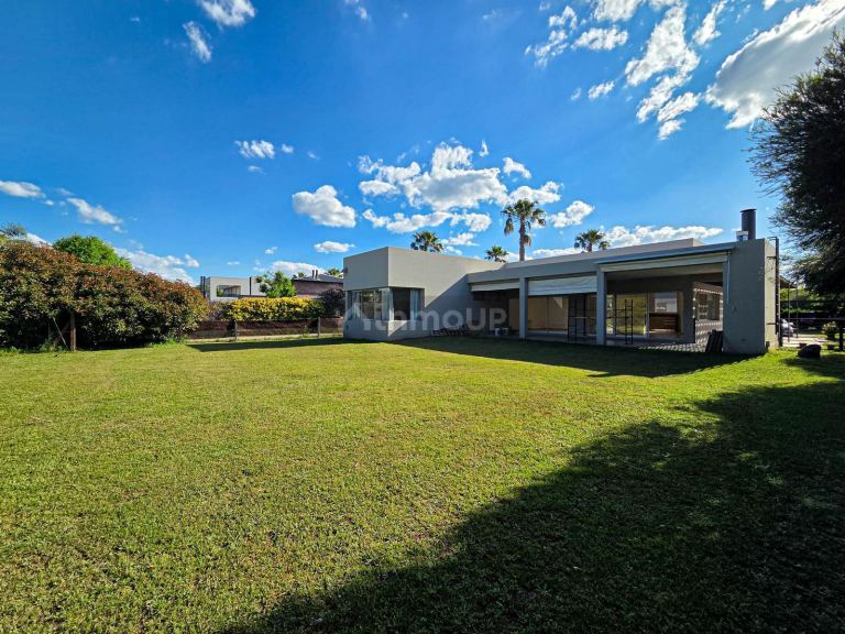 Casa en Venta en Funes, Santa Fe