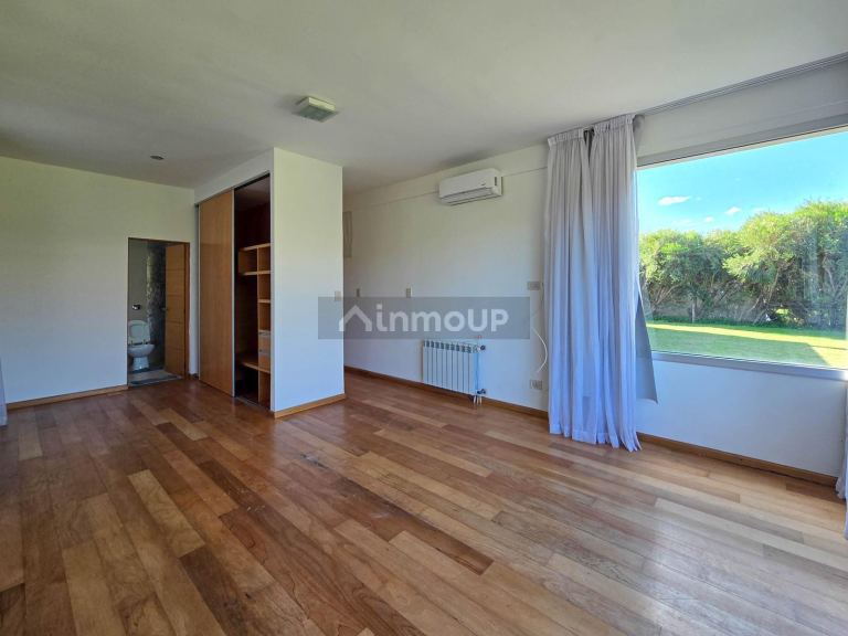 Casa en Venta en Funes, Santa Fe