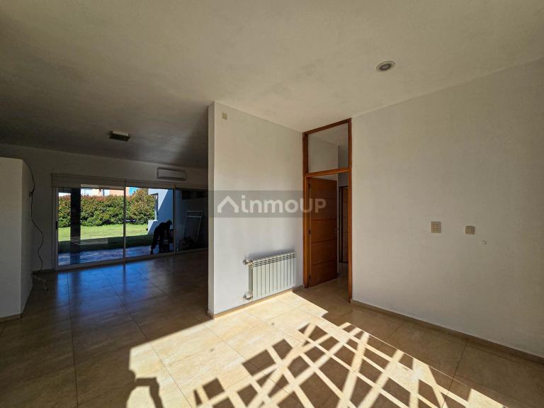 Casa en Venta en Funes, Santa Fe