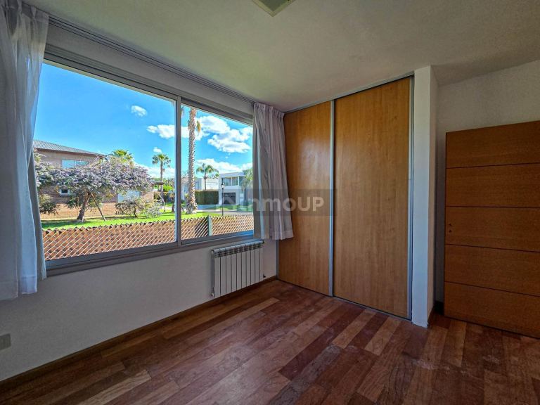 Casa en Venta en Funes, Santa Fe