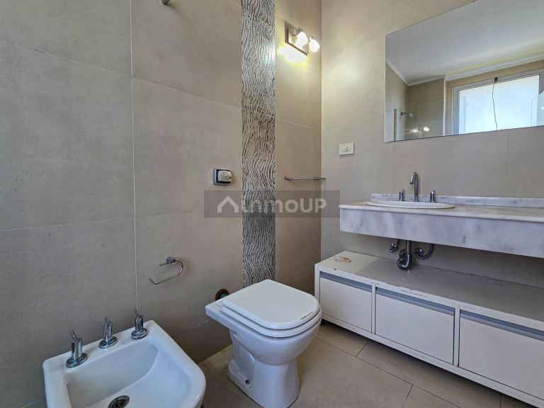Casa en Venta en Funes, Santa Fe
