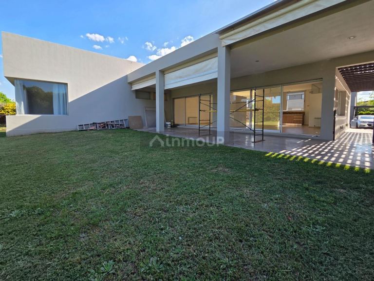 Casa en Venta en Funes, Santa Fe