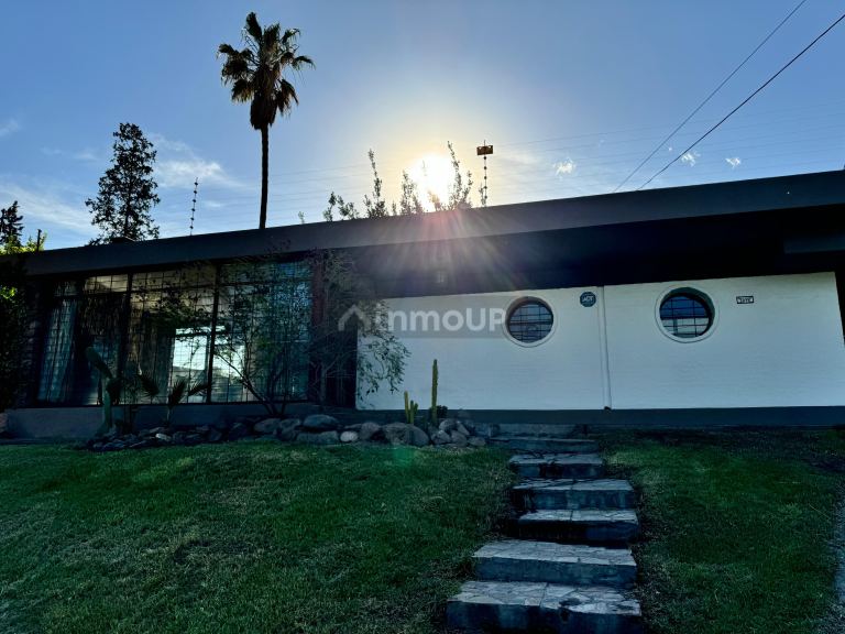 Casa en Alquiler en Godoy Cruz, Mendoza