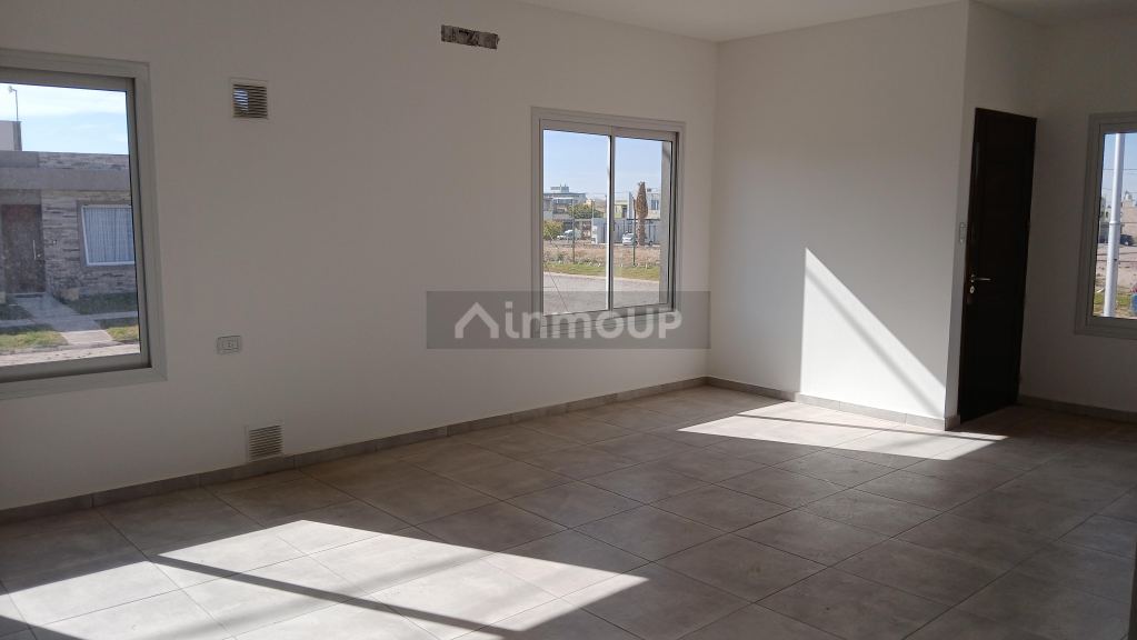 Casa en Alquiler en Maipu, Mendoza