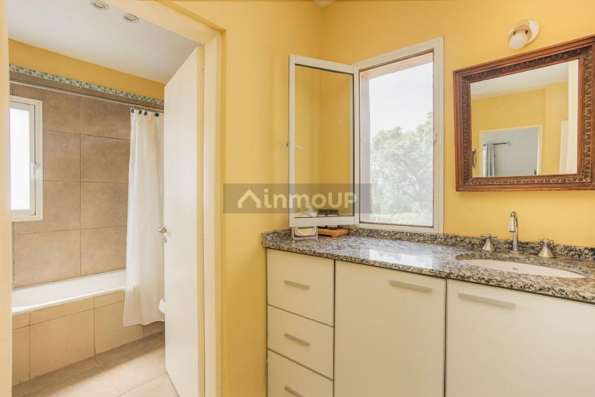 Casa en Venta en Yerba Buena, Tucuman