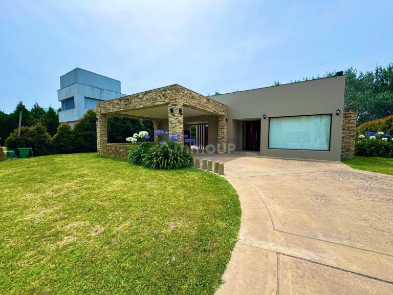 Casa en Venta en Mar del Plata, Buenos Aires Costa Atlantica