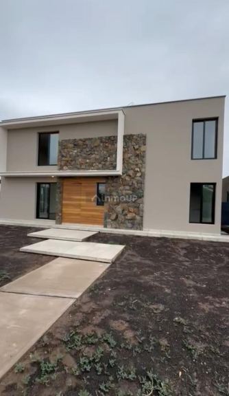 Casa en Venta en Maipu, Mendoza