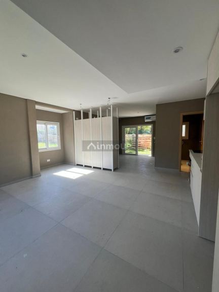 Casa en Venta en Villa Gesell, Buenos Aires Interior