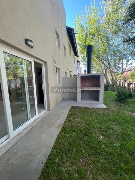 Casa en Venta en Villa Gesell, Buenos Aires Interior