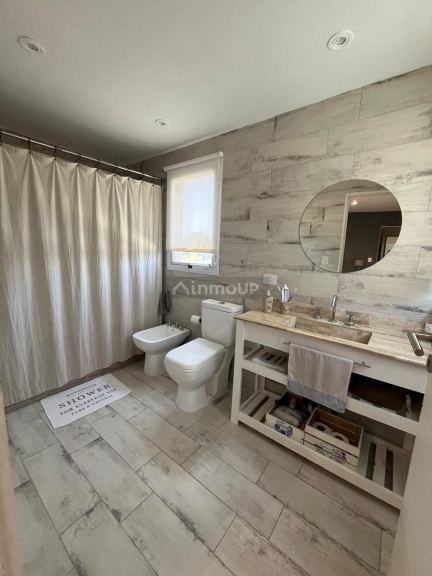 Casa en Venta en Villa Gesell, Buenos Aires Interior