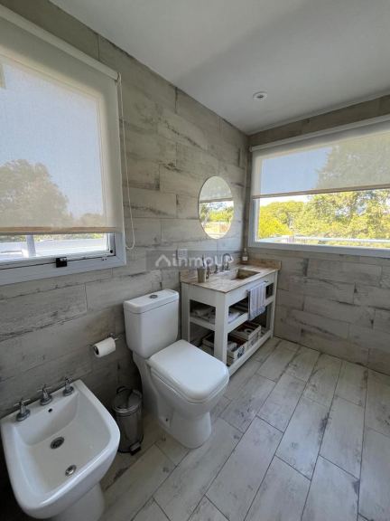 Casa en Venta en Villa Gesell, Buenos Aires Interior