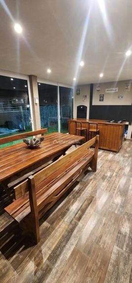 Casa en Venta en Villa Gesell, Buenos Aires Interior