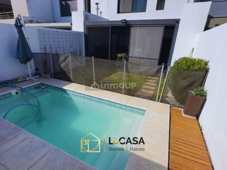 Casa en Venta en Capital, Cordoba - USD 205.000 | Inmoup - 11