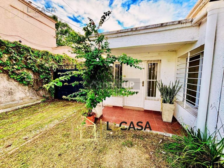 Capital FERNANDO BRAUN al 5700 - CASA 3 DORM SUITE - 2 BAÑOS  - VILLA BELGRANO