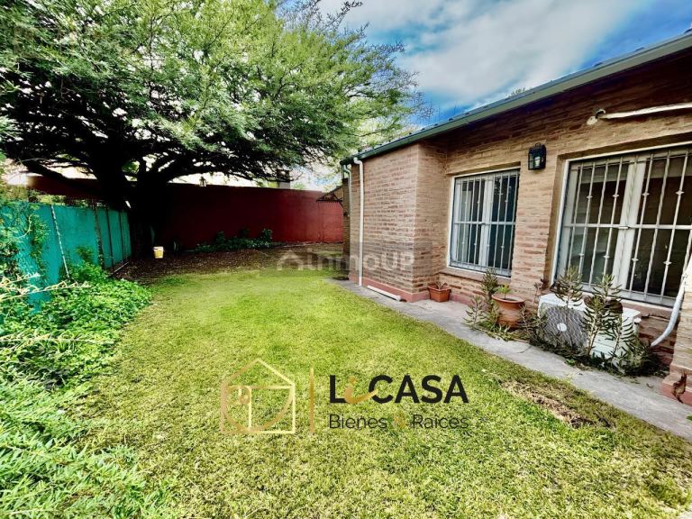 Casa en Venta en Capital, Cordoba - USD 148.000 | Inmoup - 24
