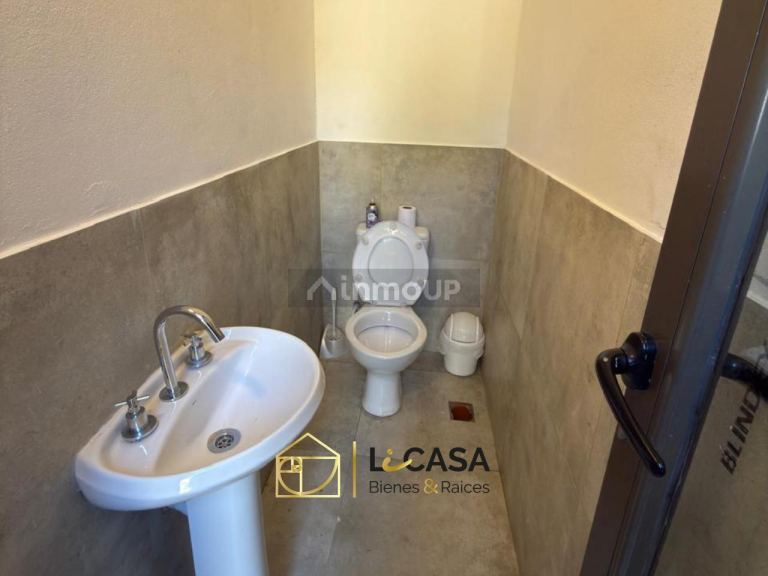 Casa en Venta en Colon, Cordoba - USD 190.000 | Inmoup - 46