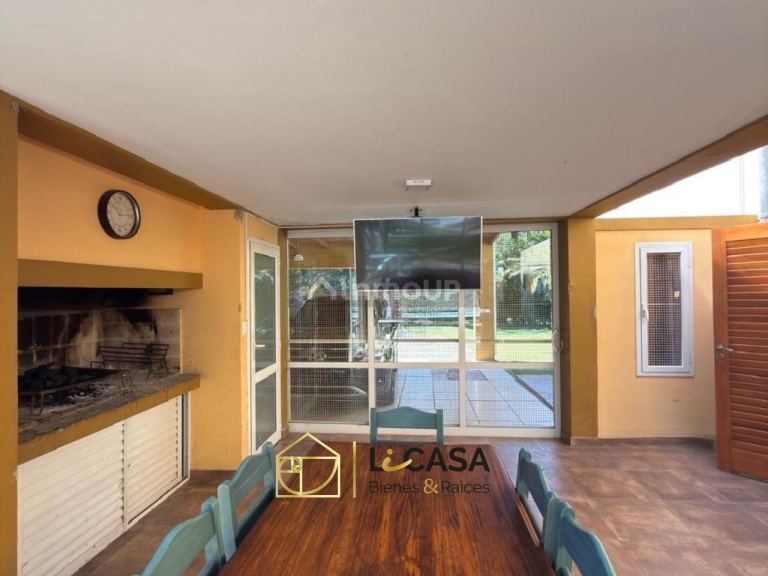 Casa en Venta en Colon, Cordoba - USD 190.000 | Inmoup - 16