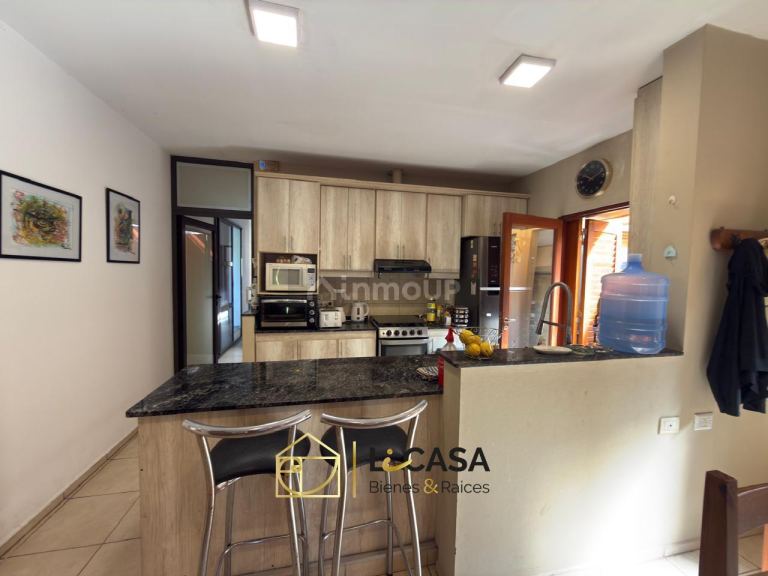 Casa en Venta en Colon, Cordoba - USD 190.000 | Inmoup - 11
