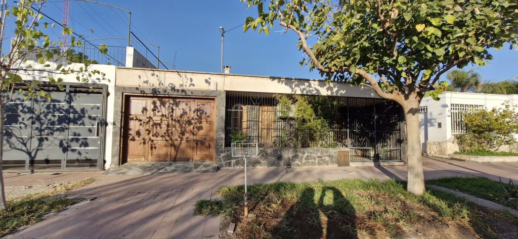 Casa en Venta en Guaymallen, Mendoza