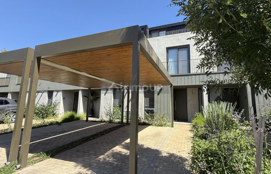 Casa en Venta en Pilar, G.B.A. Zona Norte