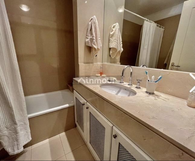 Departamento en Alquiler en San Isidro, G.B.A. Zona Norte