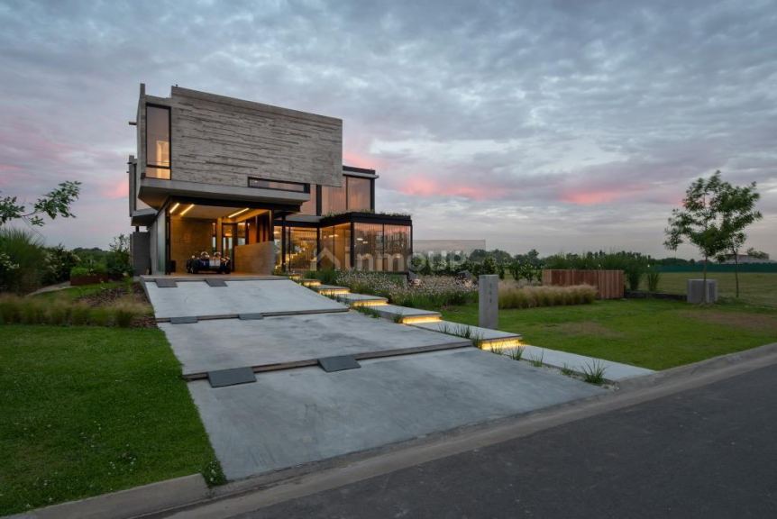 Casa en Venta en Pilar, G.B.A. Zona Norte