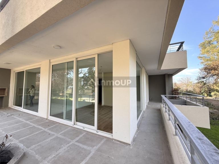 Departamento en Venta en Pilar, G.B.A. Zona Norte