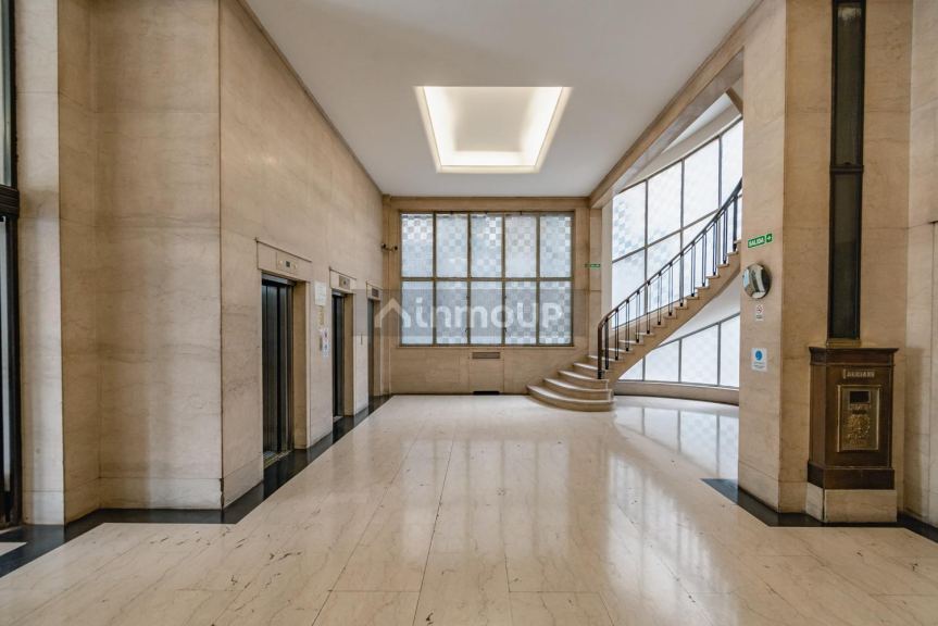 Oficina en Venta en Monserrat, Capital Federal