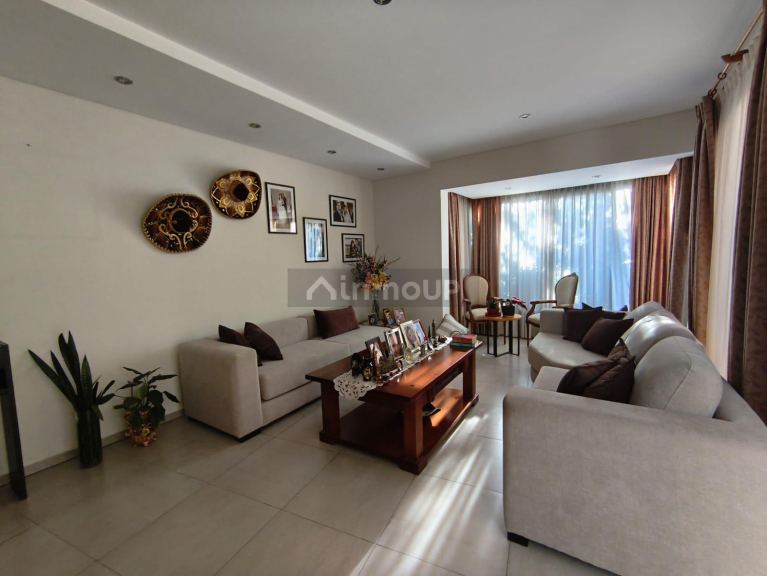 Casa en Venta en Guaymallen, Mendoza