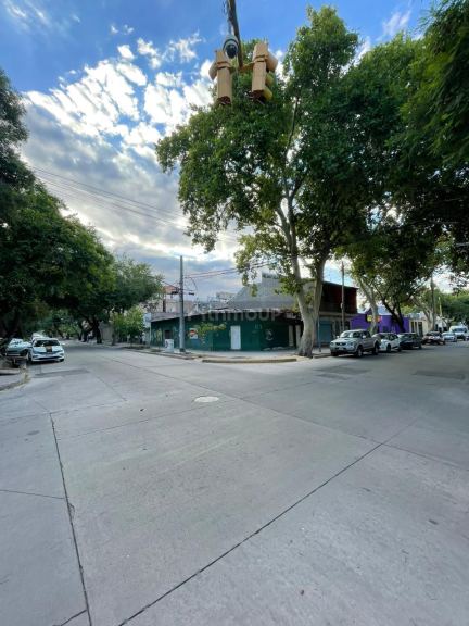 Local Comercial en Venta en Capital, Mendoza