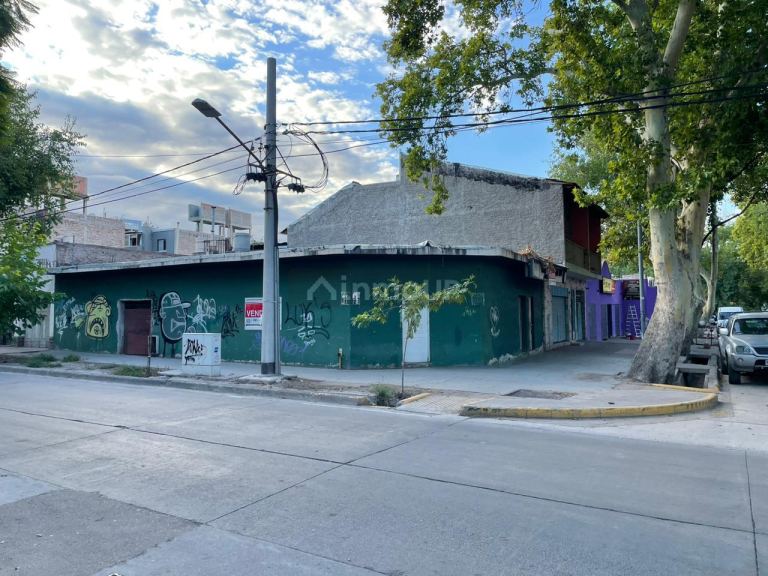 Local Comercial en Venta en Capital, Mendoza