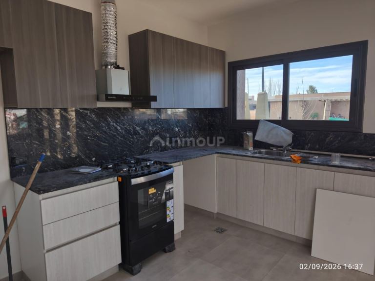 Casa en Venta en Lujan de Cuyo, Mendoza - USD 210.000 | Inmoup - 9