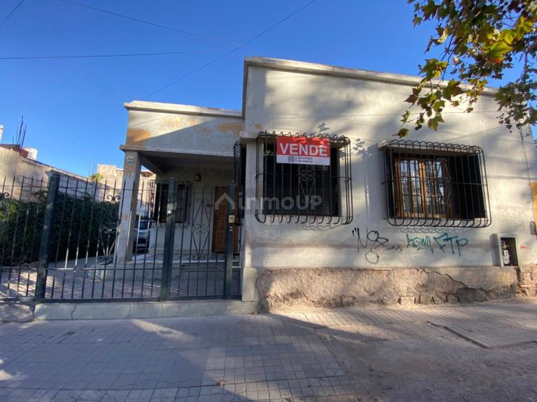 Casa en Venta en Guaymallen, Mendoza