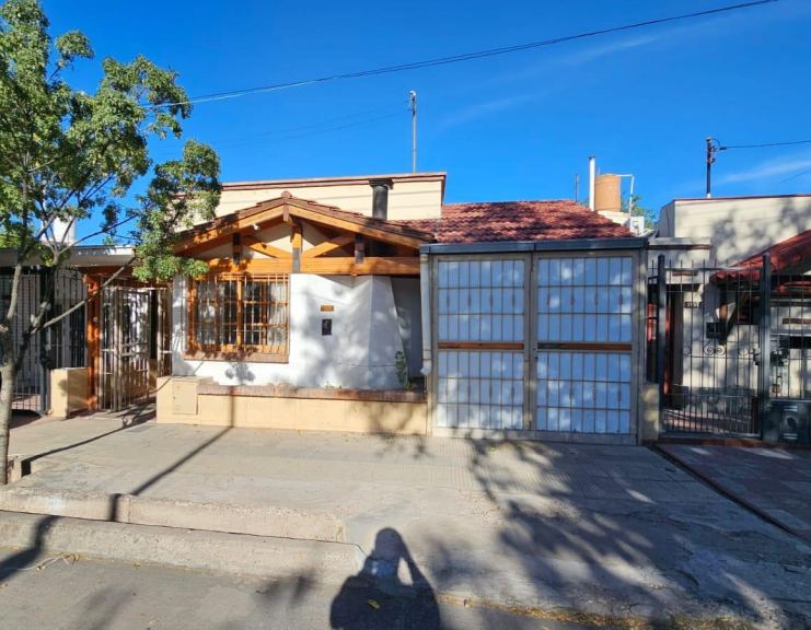 Casa en Alquiler en Capital, Mendoza