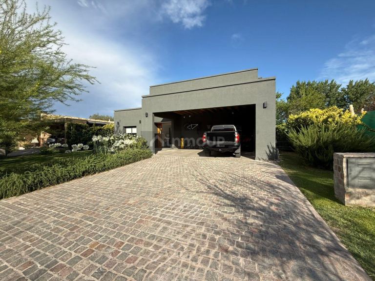 Casa en Venta en Guaymallen, Mendoza