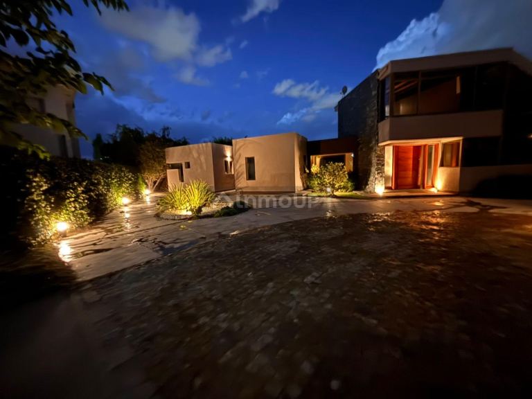 Casa en Venta en Maipu, Mendoza