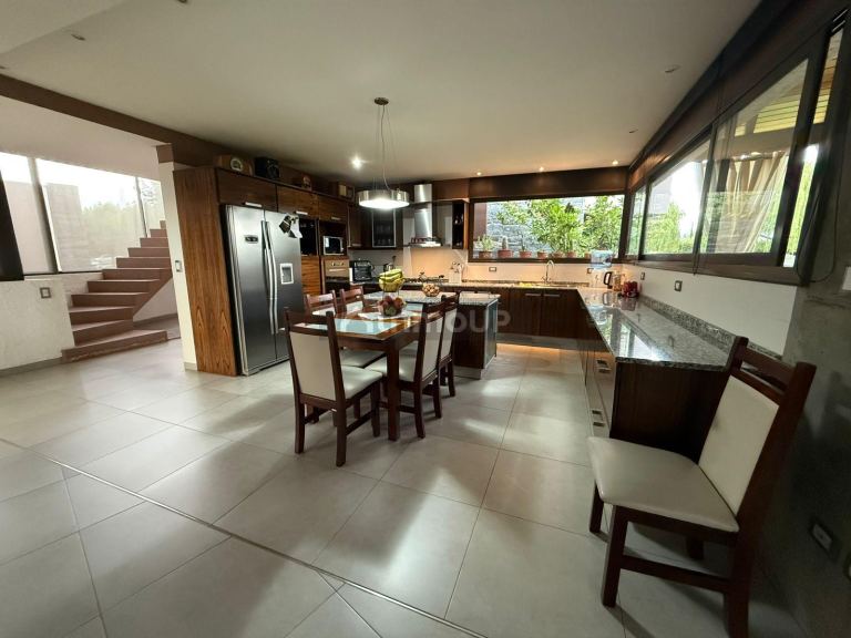 Casa en Venta en Maipu, Mendoza