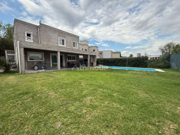 Casa en Venta en Maipu, Mendoza