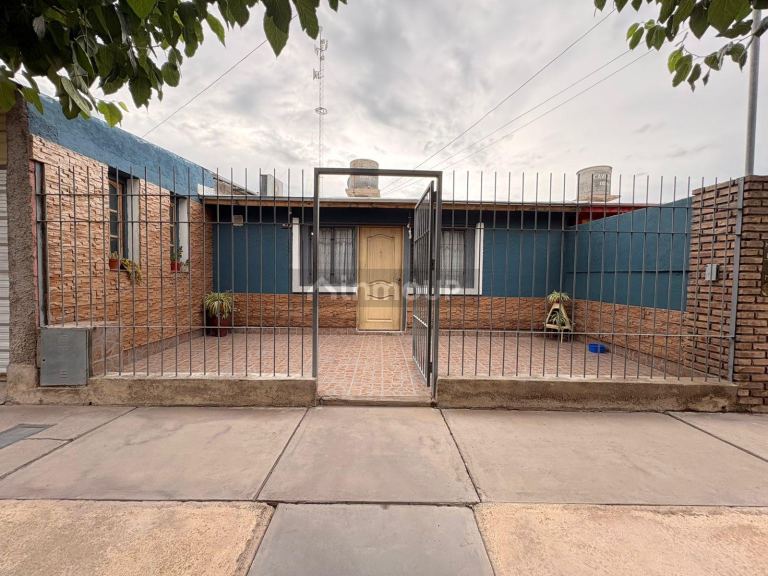 Casa en Venta en Guaymallen, Mendoza