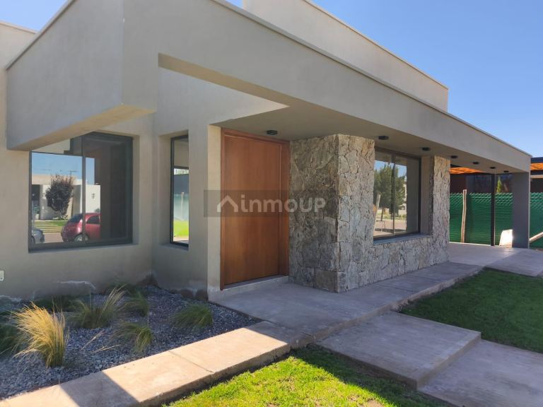 Casa en Venta en Lujan de Cuyo, Mendoza
