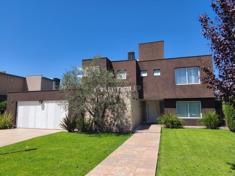 Casa en Venta en Lujan de Cuyo, Mendoza