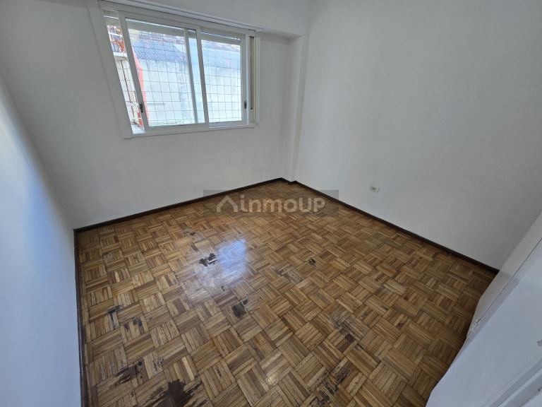 Villa Ortuzar Alvarez Thomas al 1500