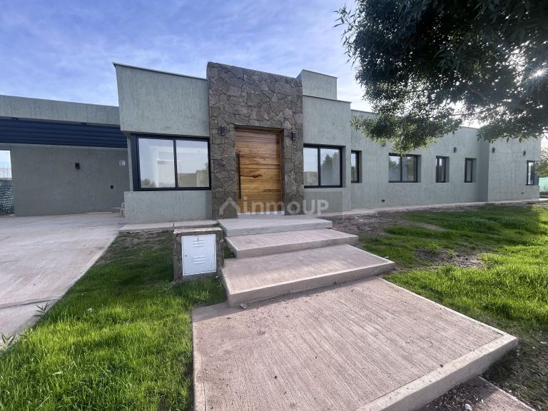 Casa en Venta en Maipu, Mendoza